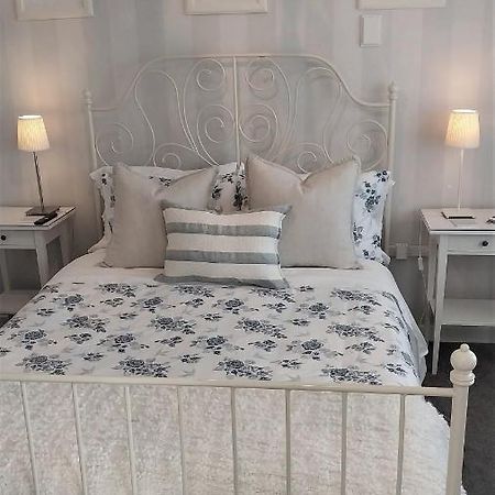 66 Chaucer B&B With Complimentary Breakfast เคมบริดจ์ ภายนอก รูปภาพ